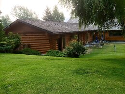 Cariboo Lodge