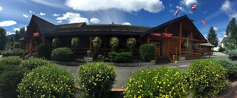 Cariboo Lodge