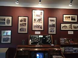Cariboo Lodge