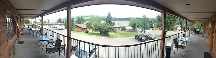 Cariboo Lodge