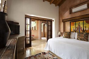 The Inn at Manzanillo Bay