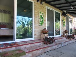 One D Homestay