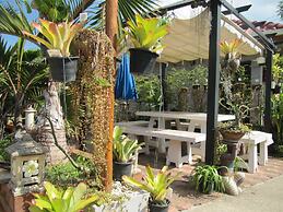 One D Homestay