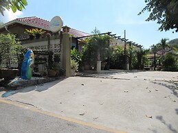 One D Homestay