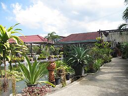 One D Homestay