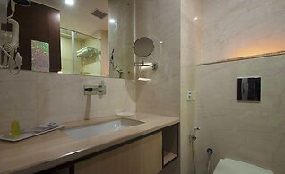 Hotel Golden Grand
