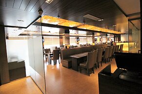 Hotel Golden Grand