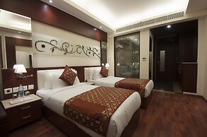 Hotel Golden Grand