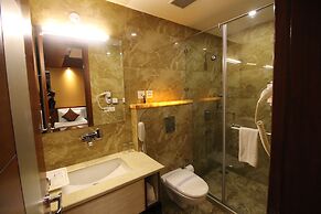 Hotel Golden Grand