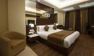 Hotel Golden Grand
