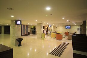 Hotel Golden Grand