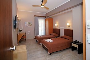 Kyparissia Beach Hotel