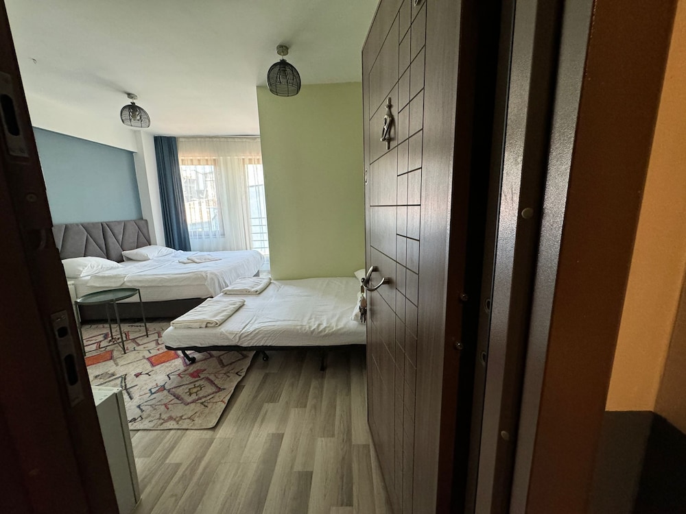 Istanbul HUB Flats