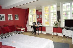 B&B Next Door