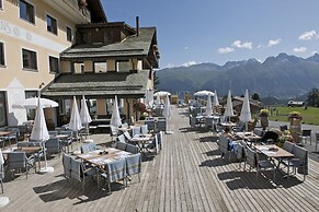 Hotel Salastrains