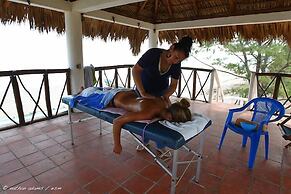 Azul Surf Club