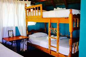 Azul Surf Club