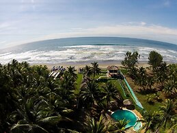 Azul Surf Club