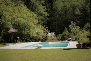 Mulvehill Creek Wilderness Inn