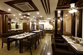 Mahadev Hotel