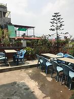 Hotel Earth House