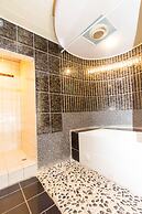 Day Chen Hotel