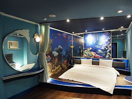 Day Chen Hotel