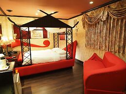 Day Chen Hotel