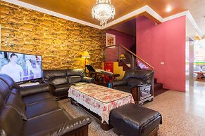 Day Chen Hotel