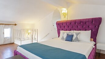 Peace Hotel
