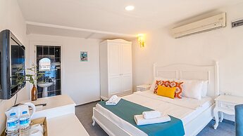 Peace Hotel