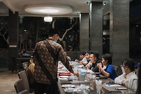 Anugrah Hotel