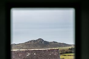 Penrhiw Priory