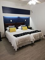 Hoedjiesbaai Hotel