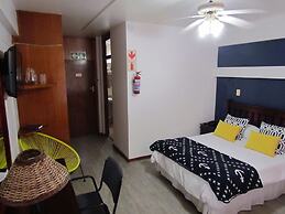 Hoedjiesbaai Hotel