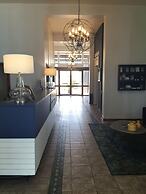 Hoedjiesbaai Hotel
