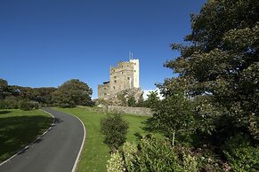 Roch Castle Hotel