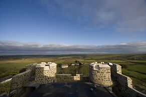 Roch Castle Hotel