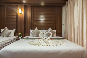 Lanta Nice Beach House