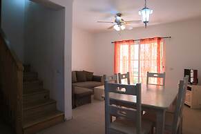 Residencial Las Palmeras