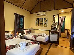 PuraVida Pai Resort