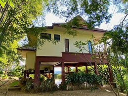 PuraVida Pai Resort