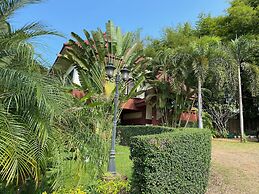 PuraVida Pai Resort