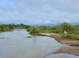 PuraVida Pai Resort
