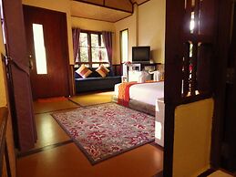 PuraVida Pai Resort