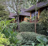 PuraVida Pai Resort