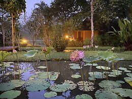 PuraVida Pai Resort
