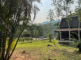 Nam Ou Riverside Hotel & Resort