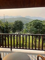 Nam Ou Riverside Hotel & Resort