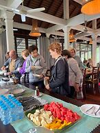 Nam Ou Riverside Hotel & Resort